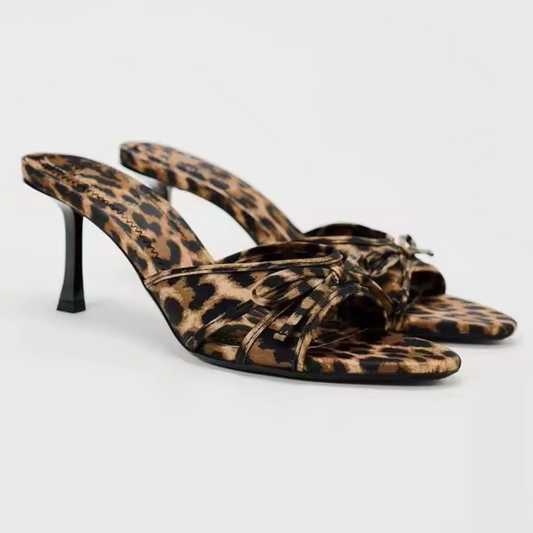 Maila – High Heel-Slipper mit Leopardenmuster