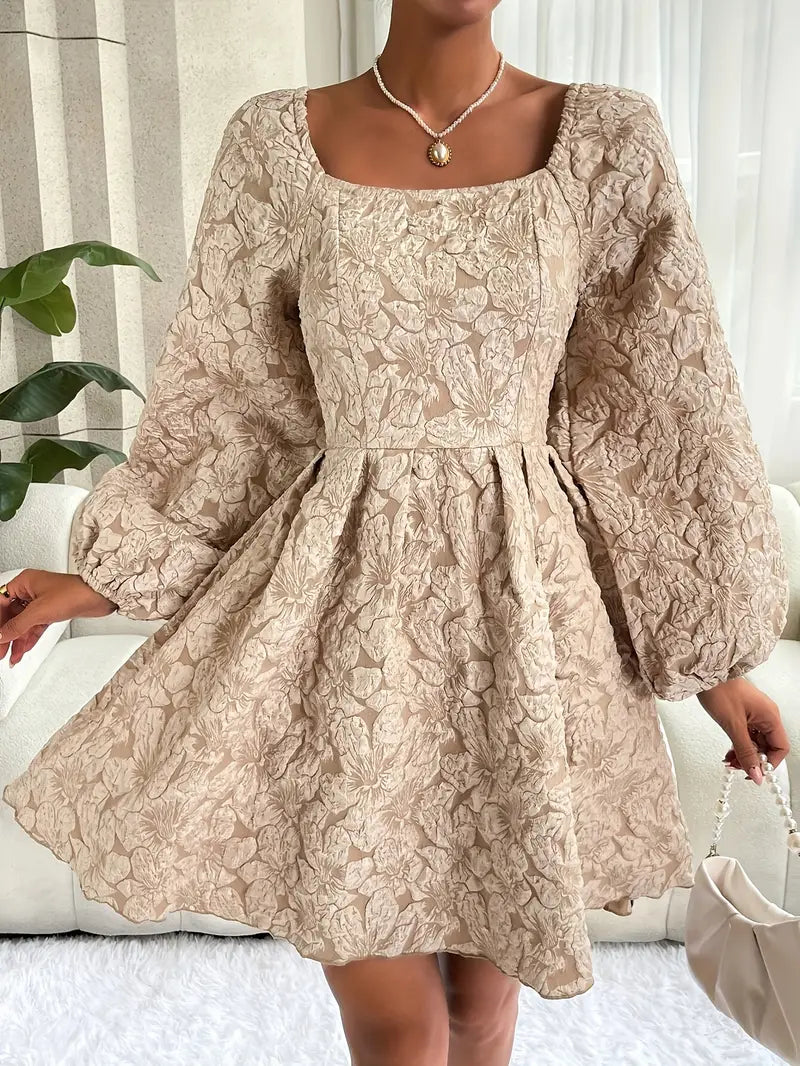 Alia – Kleid mit Puffärmeln und Blumenstickerei